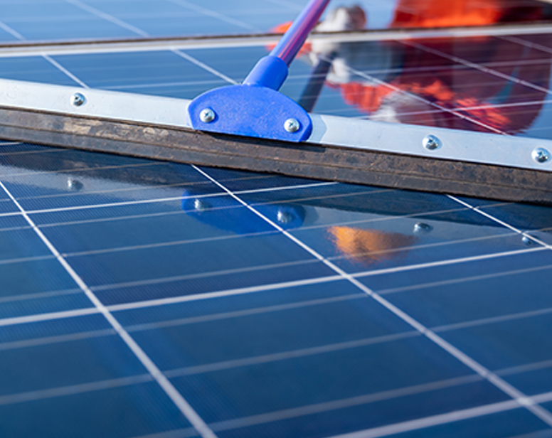 solar panel cleaning cornwall